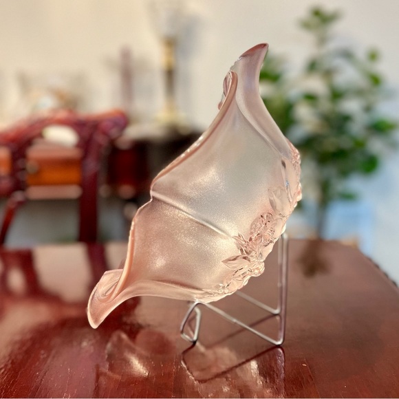 Vintage Mikasa Rosella Pink Hostess Serving Bowl Frosted Roses Walther-Glas 11” - Picture 4 of 10